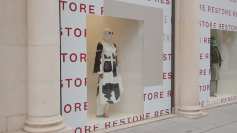 Close-Up-Of-Clothing-Display-In-Window-Of-Luxury-Brand-Store-In-Bond-Street-Mayfair-London-UK